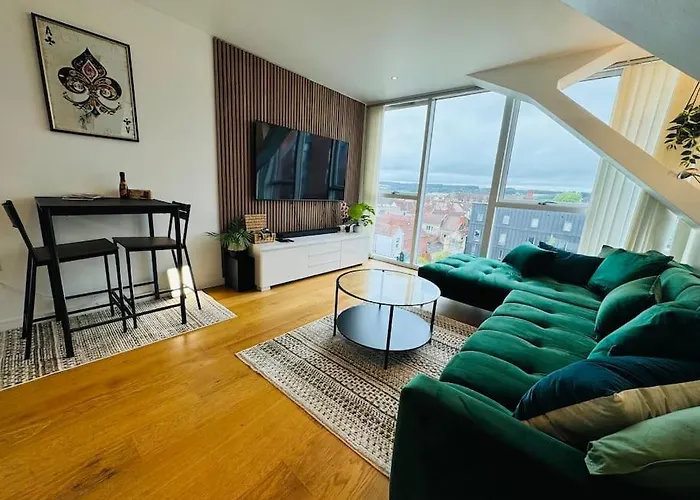 Skyline View Flat With Parking